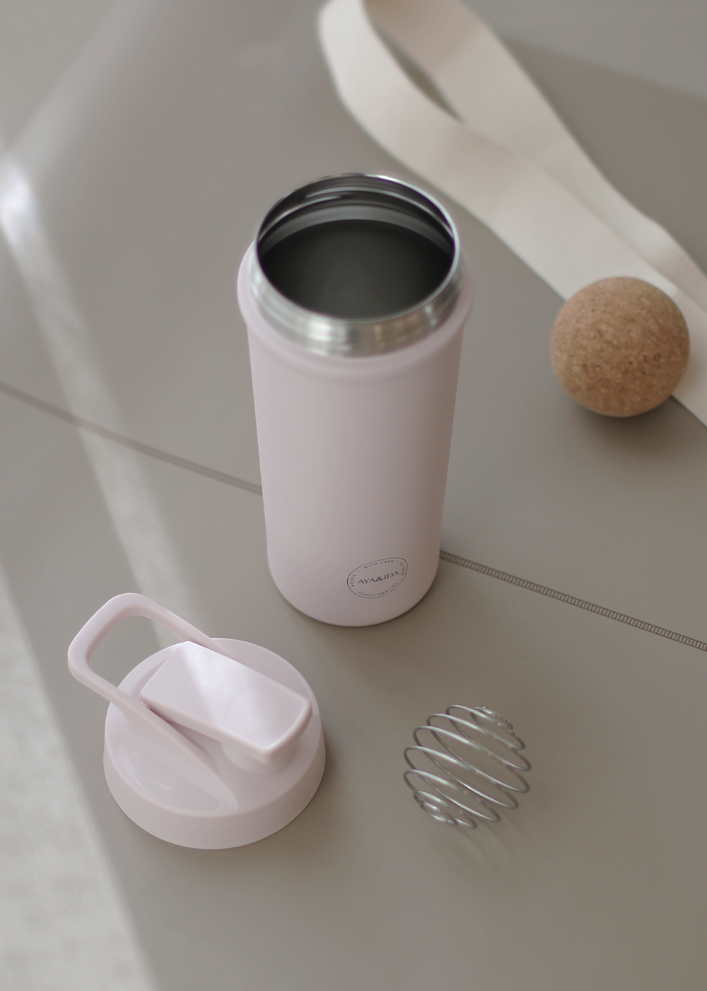Shaker Bottle - Soft Rose - 750ML