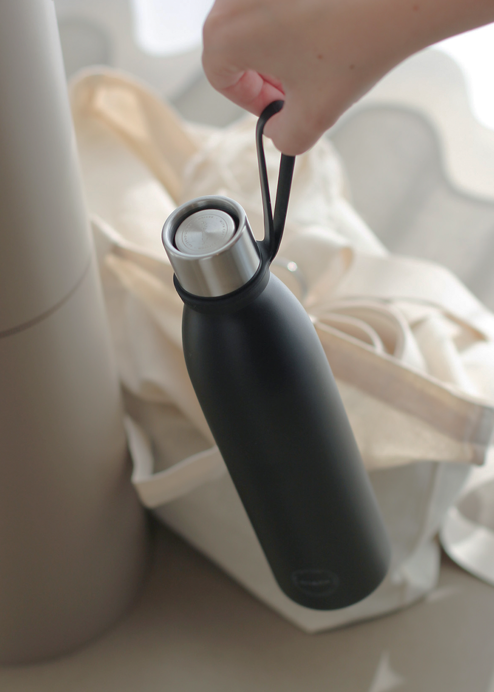 Bottle Handle - Matte Black