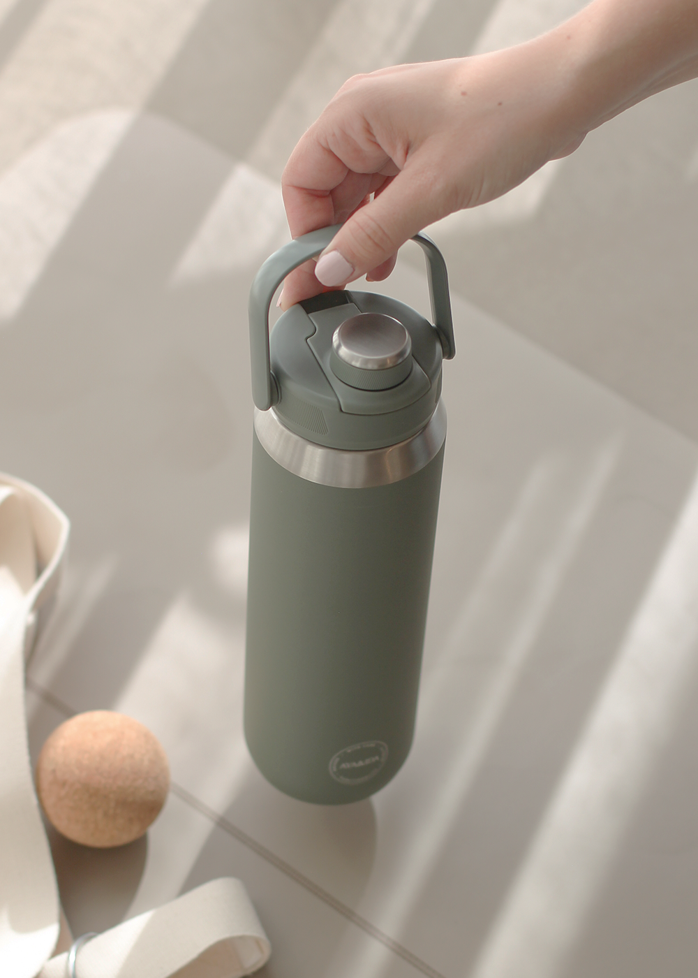 Sports Bottle - Tropical Green - 700ML