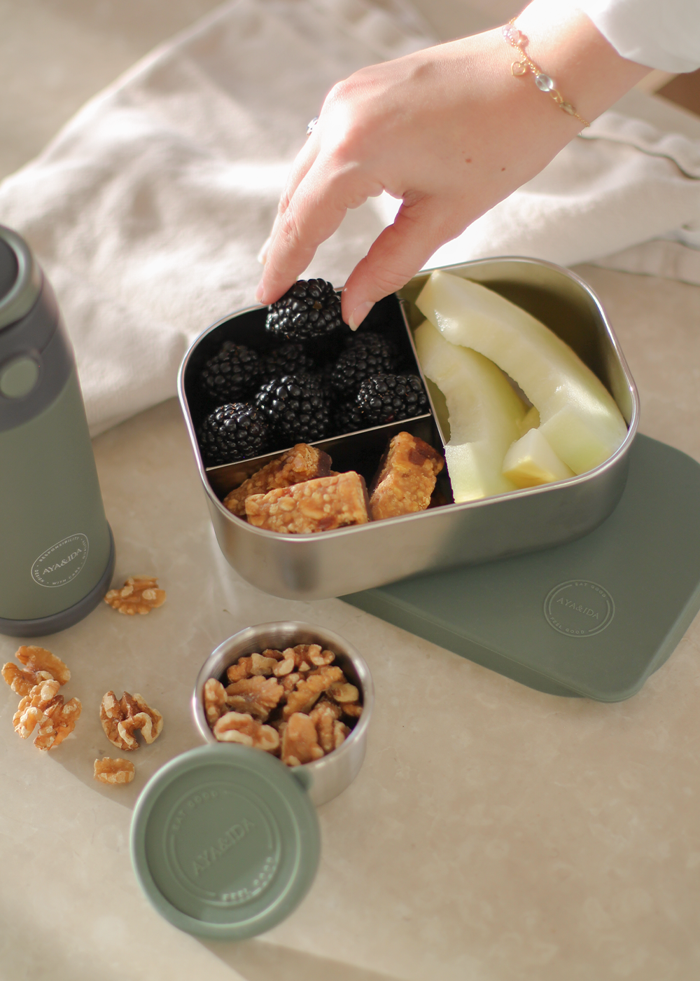 Lunch Box - Tropical Green - 900ML