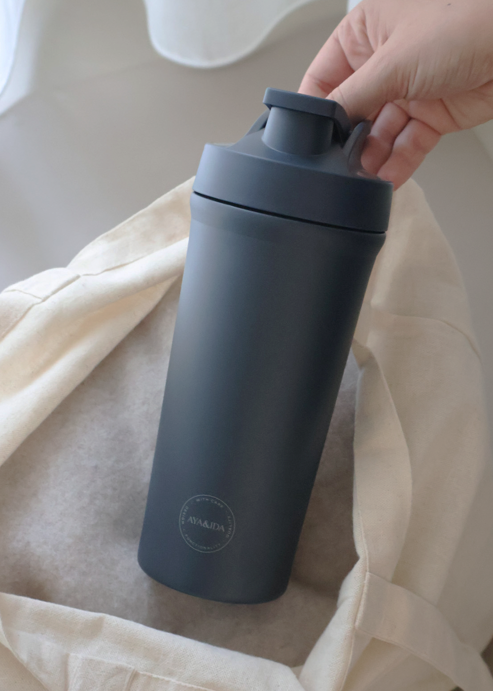 Shaker Bottle - Navy Blue - 750ML