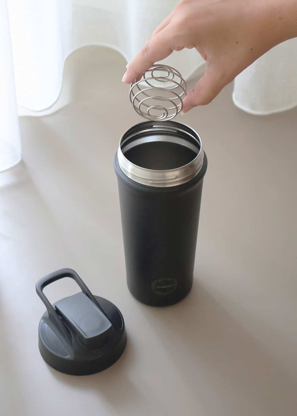 Shaker Bottle - Matte Black - 750ML